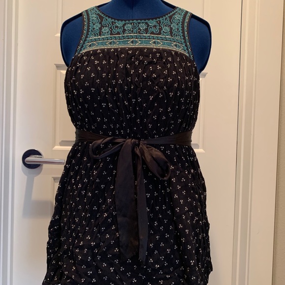 Mod inspired American Eagle dress - Picture 4 of 4